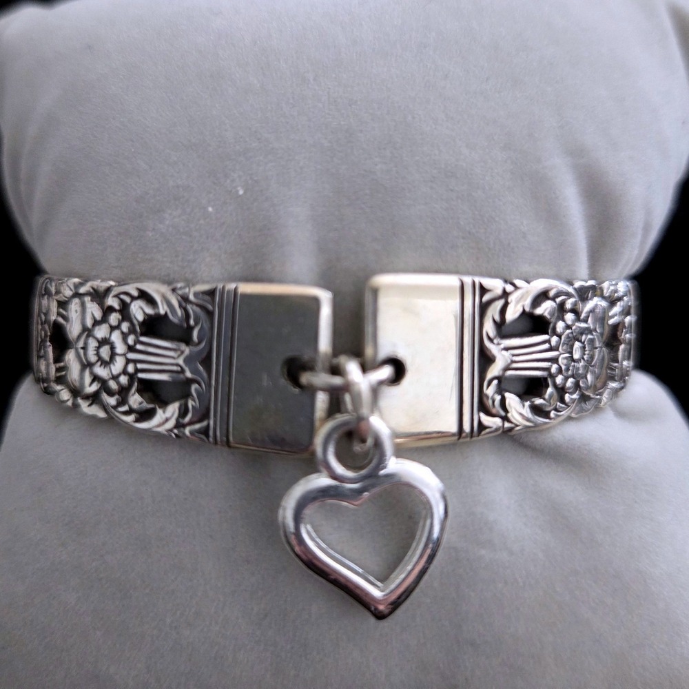 VTG‎ Coronation Floral Silver Plate Spoon Bracelet with Heart Charm